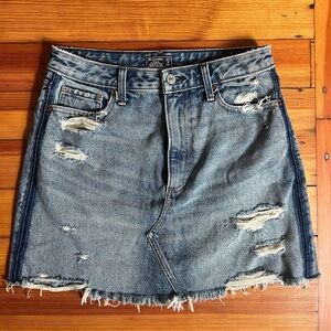 Abercrombie & Fitch Denim Skirt - Size 4